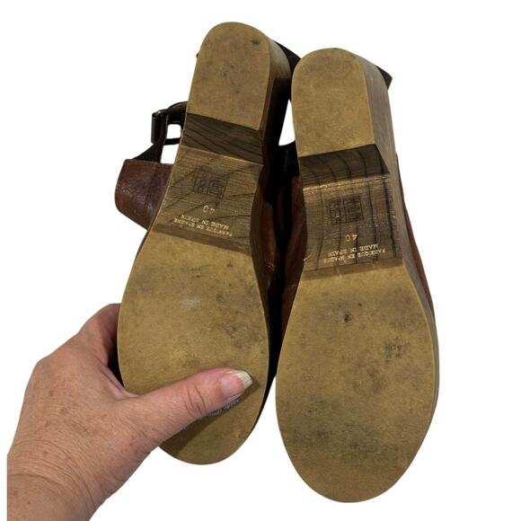 Free People Amber Orchard Clogs Two Tone Brown Leather Boho Classic Size 9.5/ 40 - Picture 9 of 10